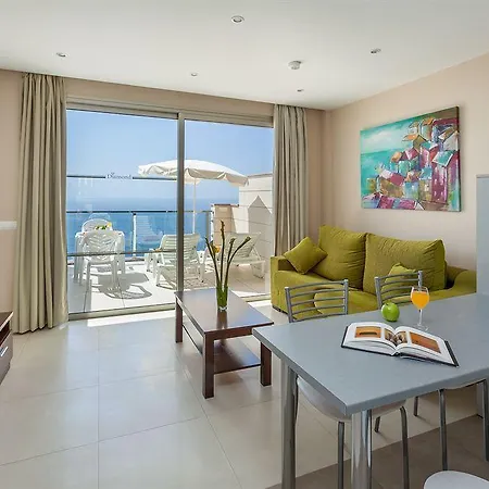 Klayman Diamond Aparthotel 4*