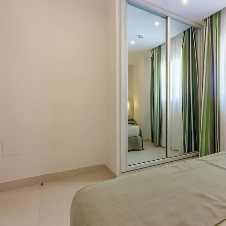 Klayman Diamond Aparthotel