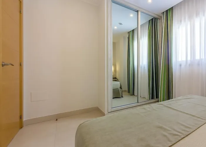 Klayman Diamond Aparthotel