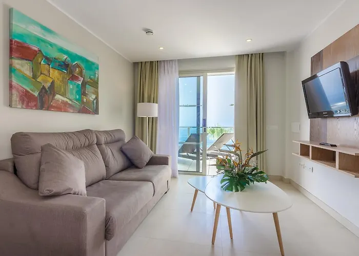 Klayman Diamond Lejlighedshotel 4*