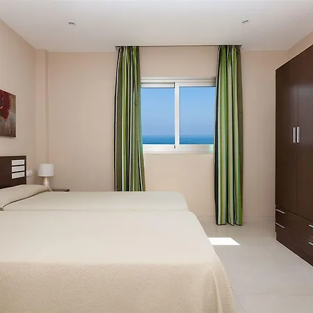 מלון דירות Klayman Diamond אקנטילדו דה לוס גיגנטס