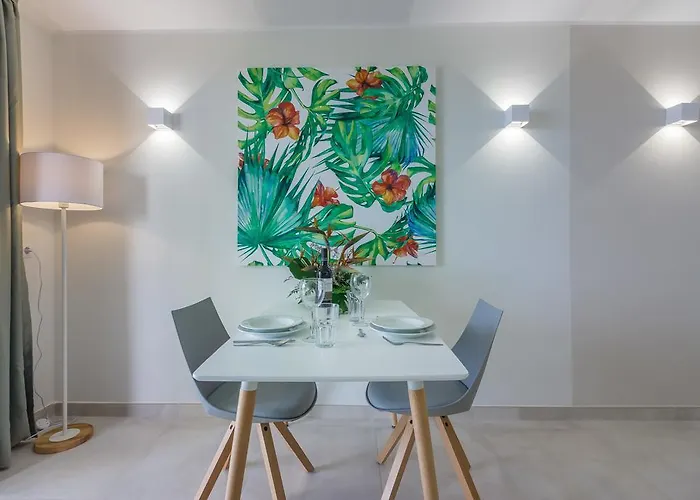 Klayman Diamond 阿坎提拉德洛斯基