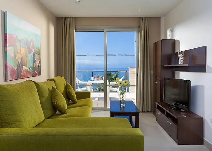 Klayman Diamond 阿坎提拉德洛斯基